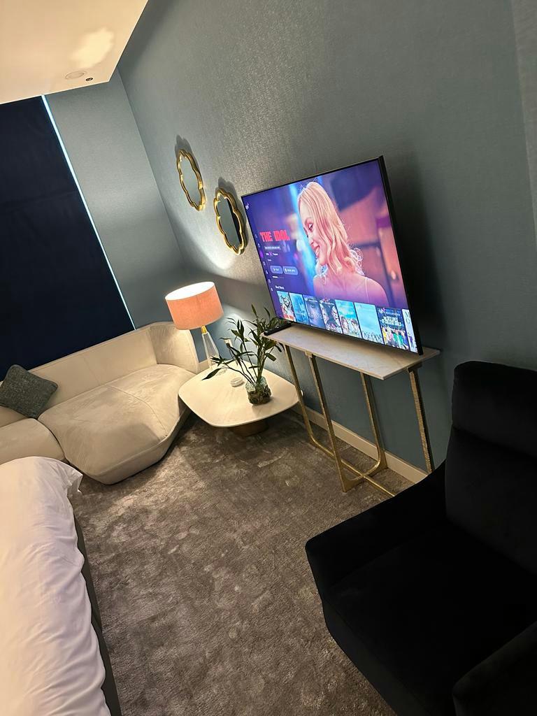Comfy Studio with TV | 4460 - Others