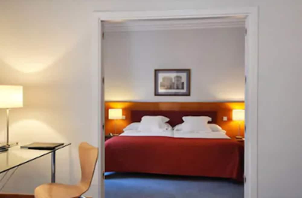 Suite Prado Hotel - Room