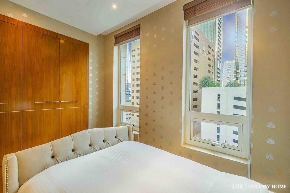 LUX The Exclusive DIFC residence - Room