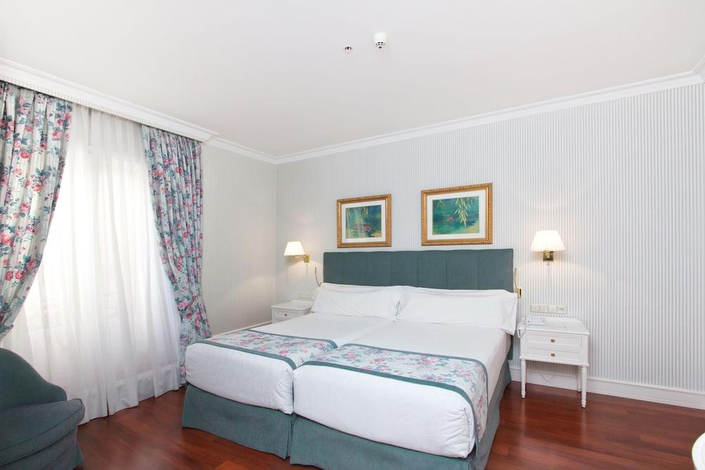 Hotel Atlantico Madrid - Room