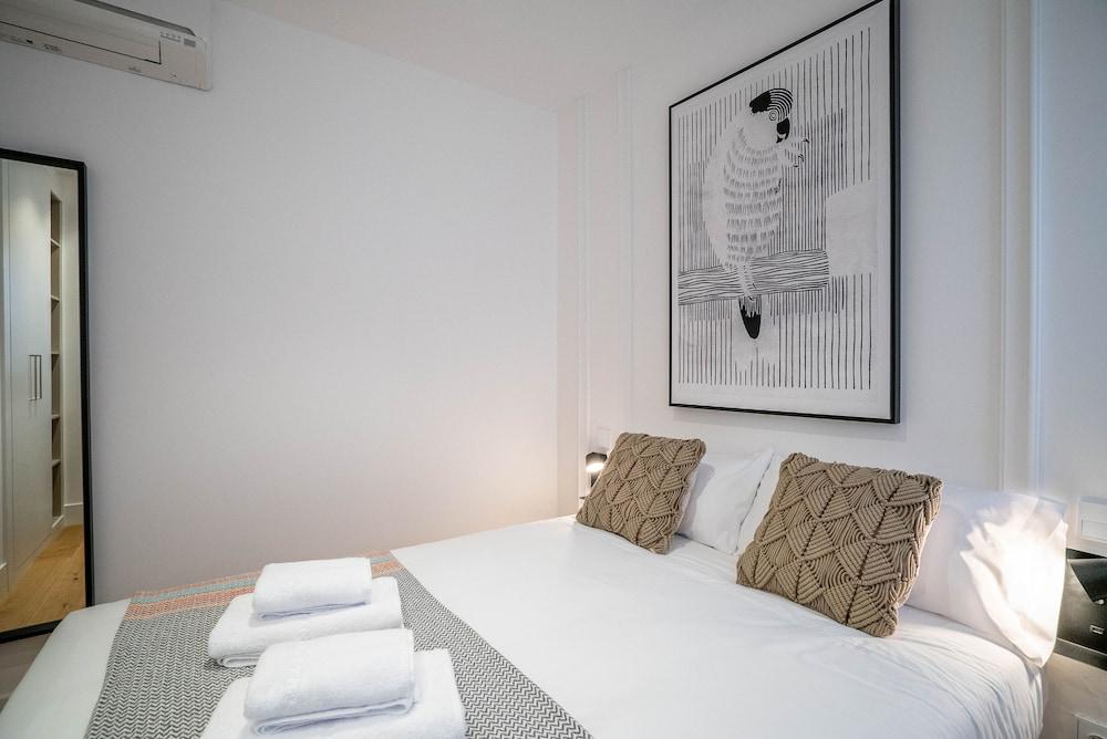 Smartr Madrid Gran Vía Apartments - Room