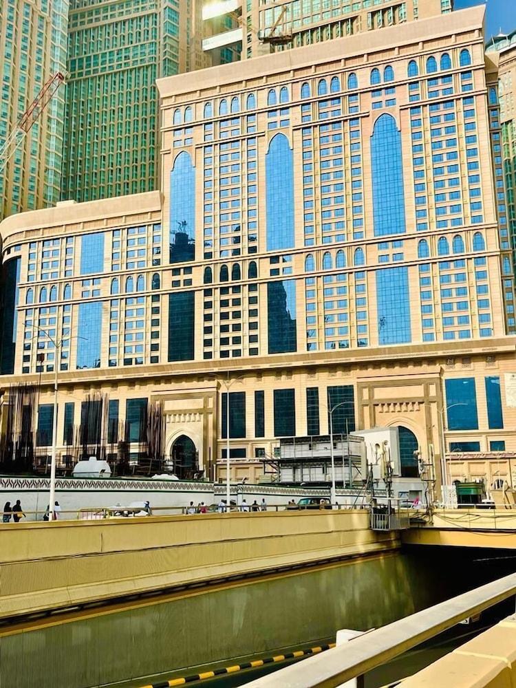 Alsafwah Hotel 1 - Featured Image