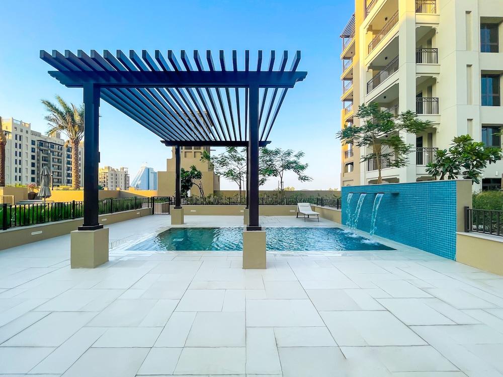ميزون بريفيه - شقة حصرية فاخرة 3 غرف نوم بإطلالات خلابة على برج العرب - Outdoor Pool
