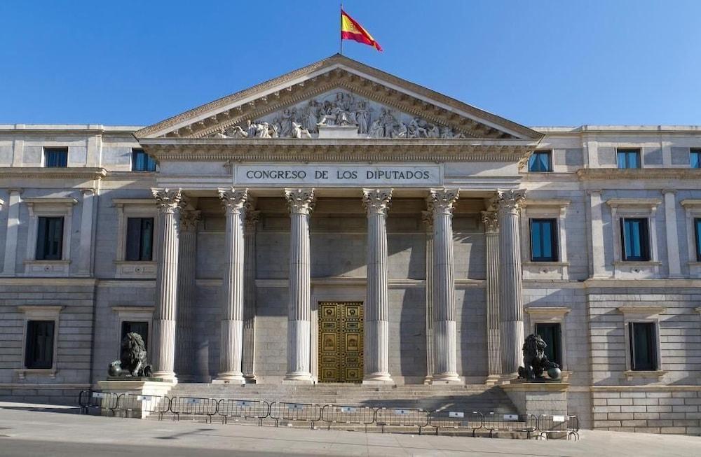 Arc House Madrid - Exterior
