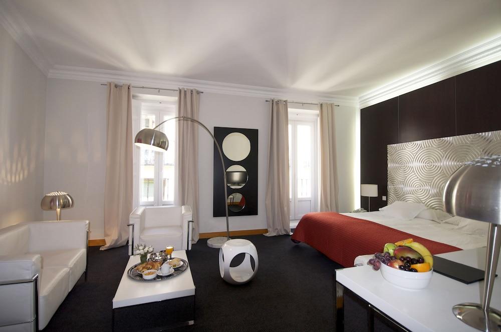 Suite Prado Hotel - Featured Image