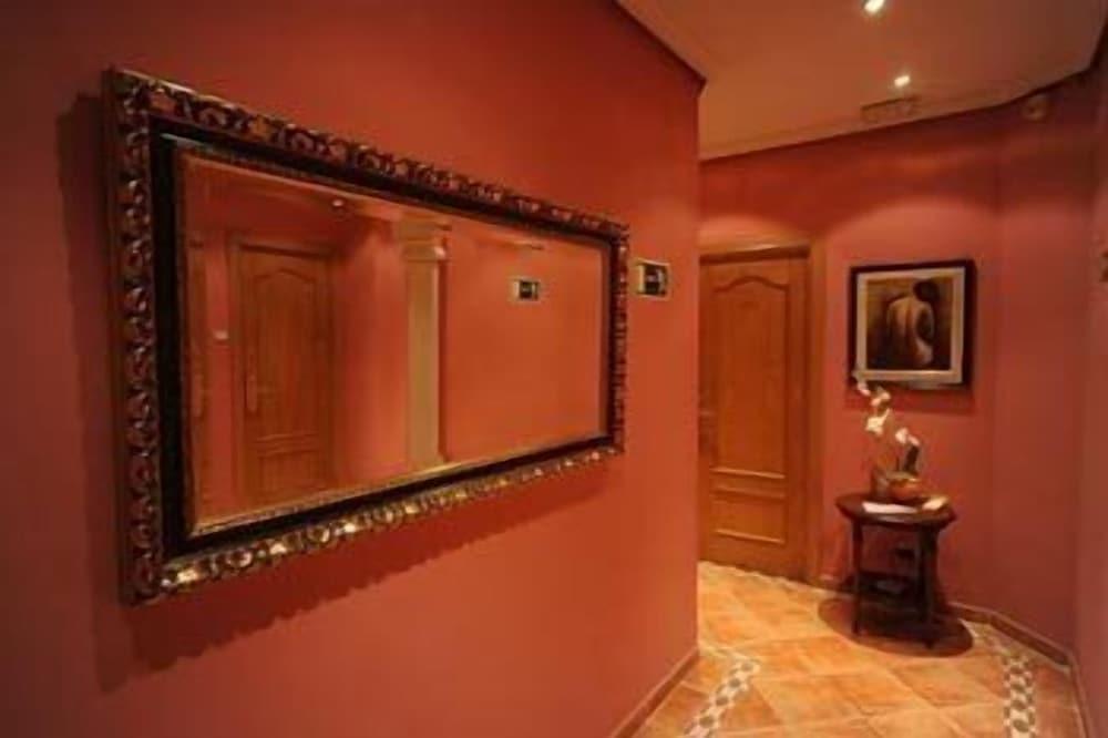 Hostal Las Fuentes - Adults Only - Lobby