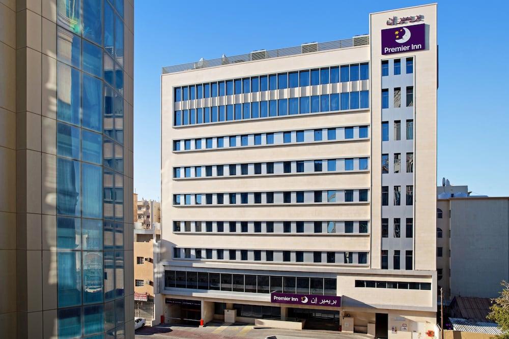 Premier Inn Doha Airport - Featured Image