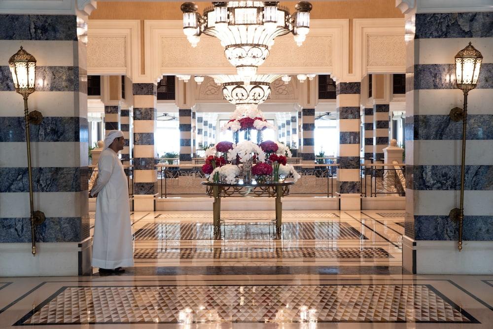 Jumeirah Al Qasr Dubai - Reception