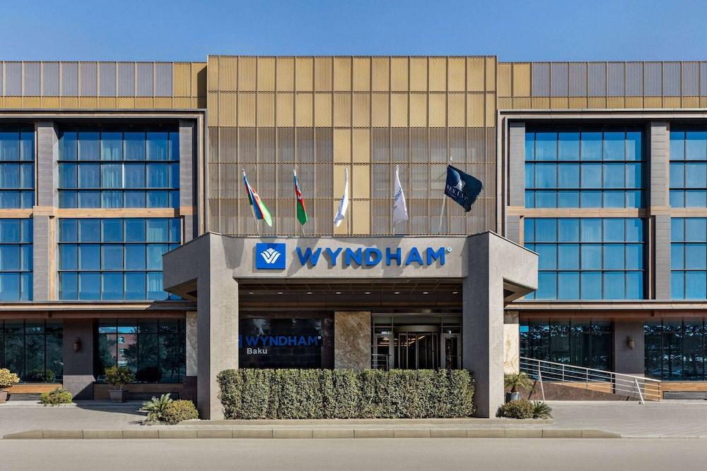 Wyndham Baku - Featured Image