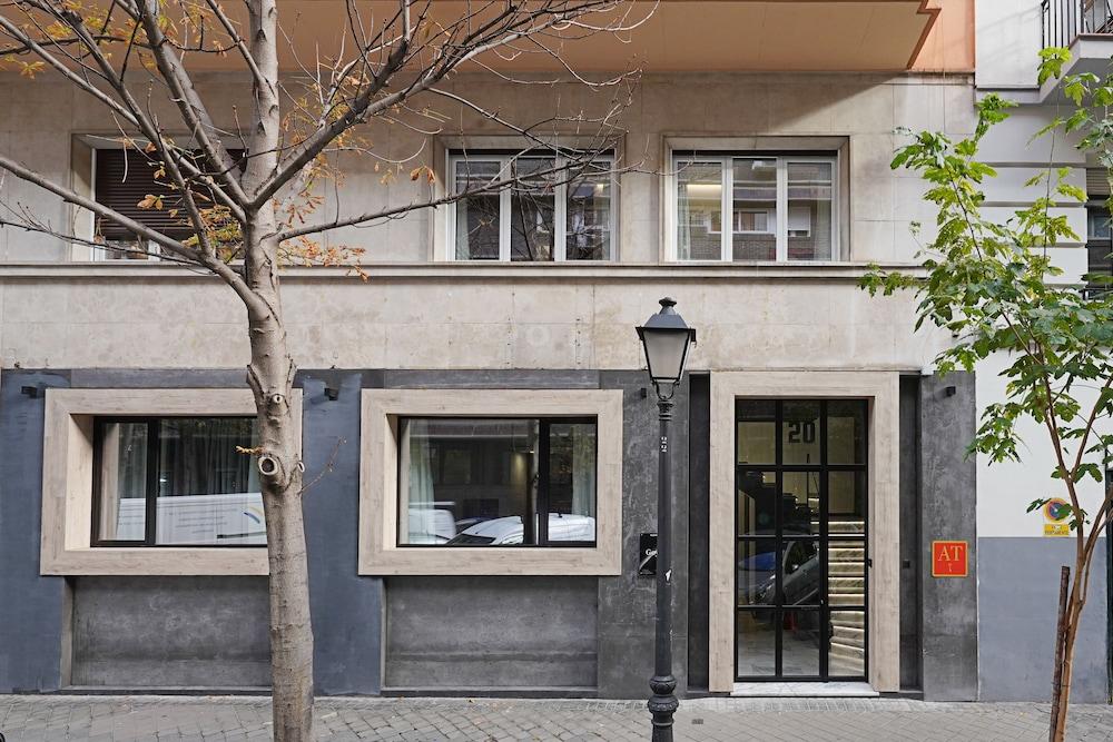 numa | Goya Rooms & Apartments - Featured Image