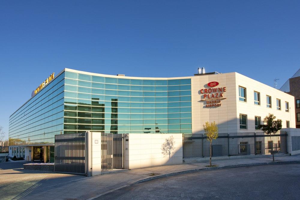Crowne Plaza Madrid Airport, an IHG Hotel - Featured Image