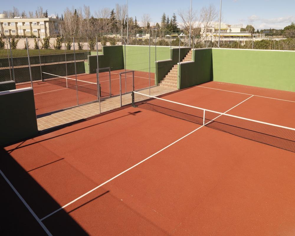 Exe Zarzuela Park - Sport Court