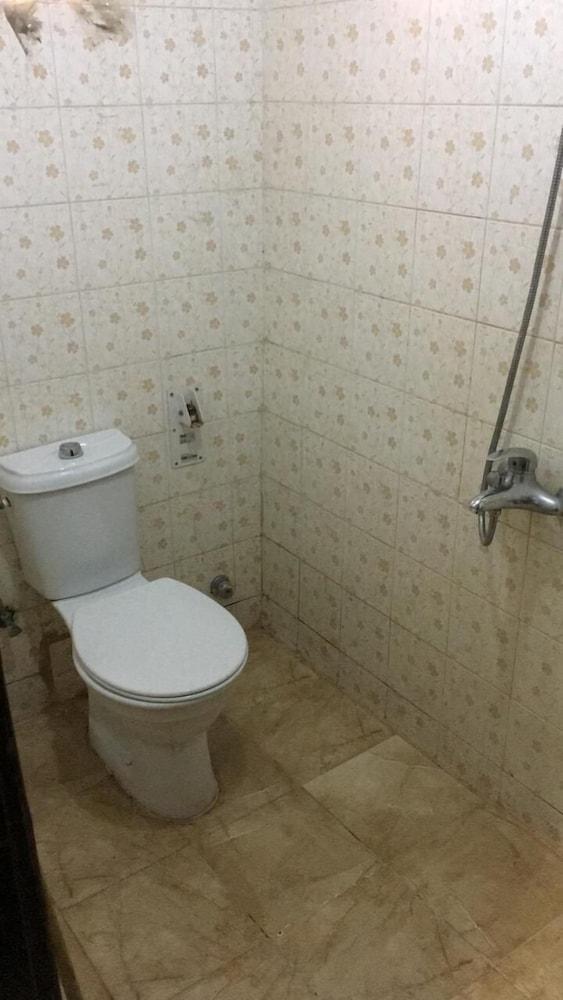 فندق الريادة كريم - Bathroom