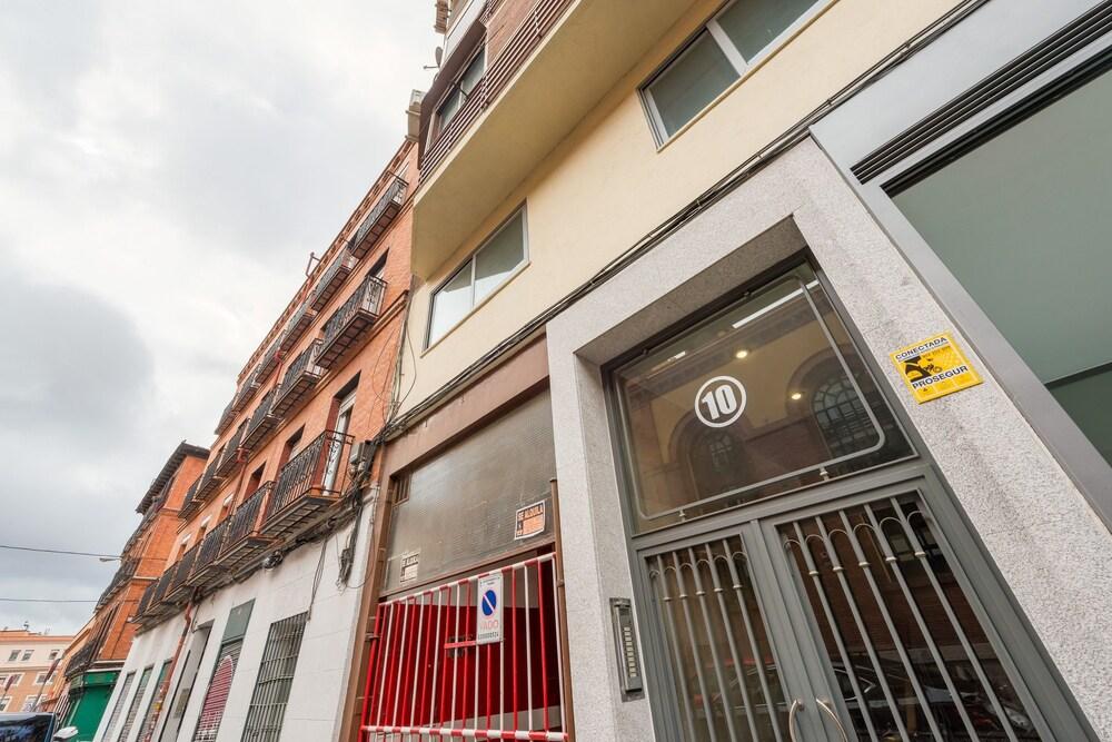 Apartamento Madrid Rio - Property Entrance