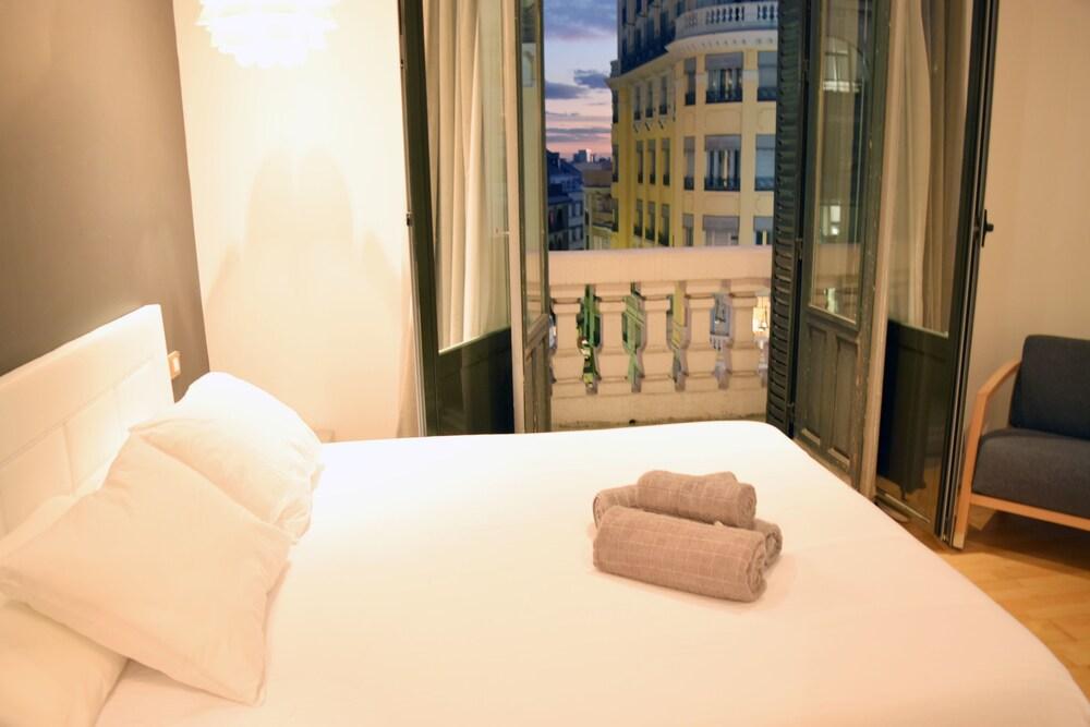Madrid Suites Gran Via - Room