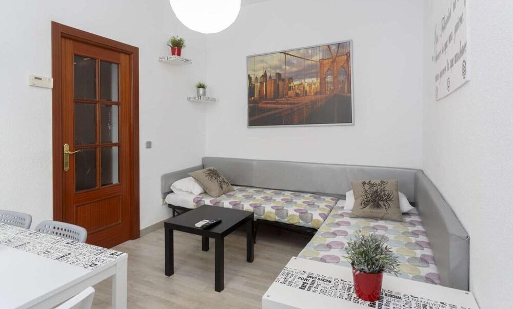 Silver Apartments La Latina - Living Room