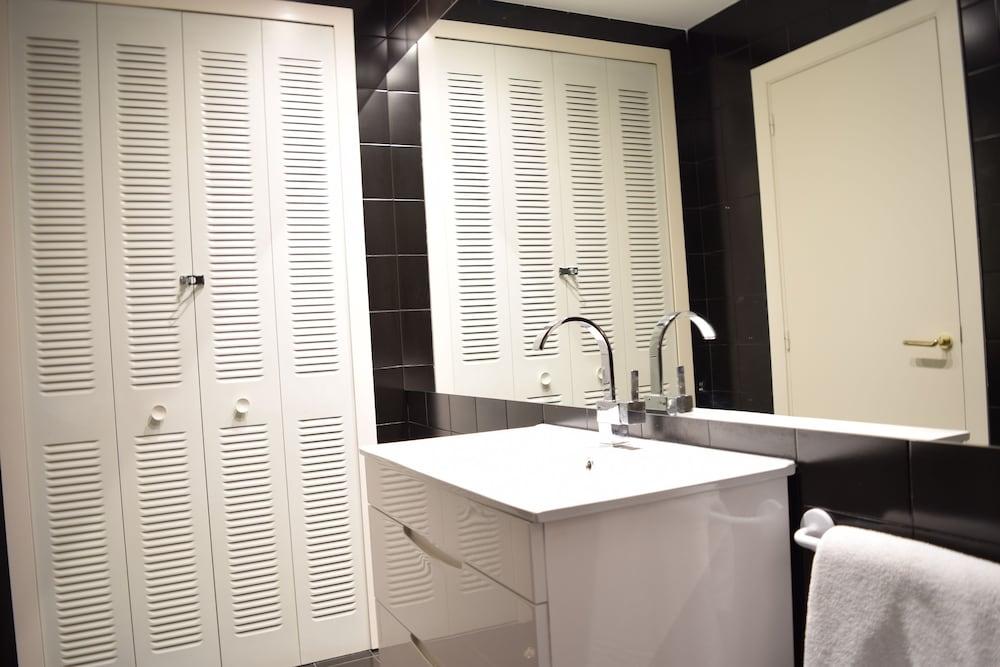 Madrid Suites Chueca - Bathroom