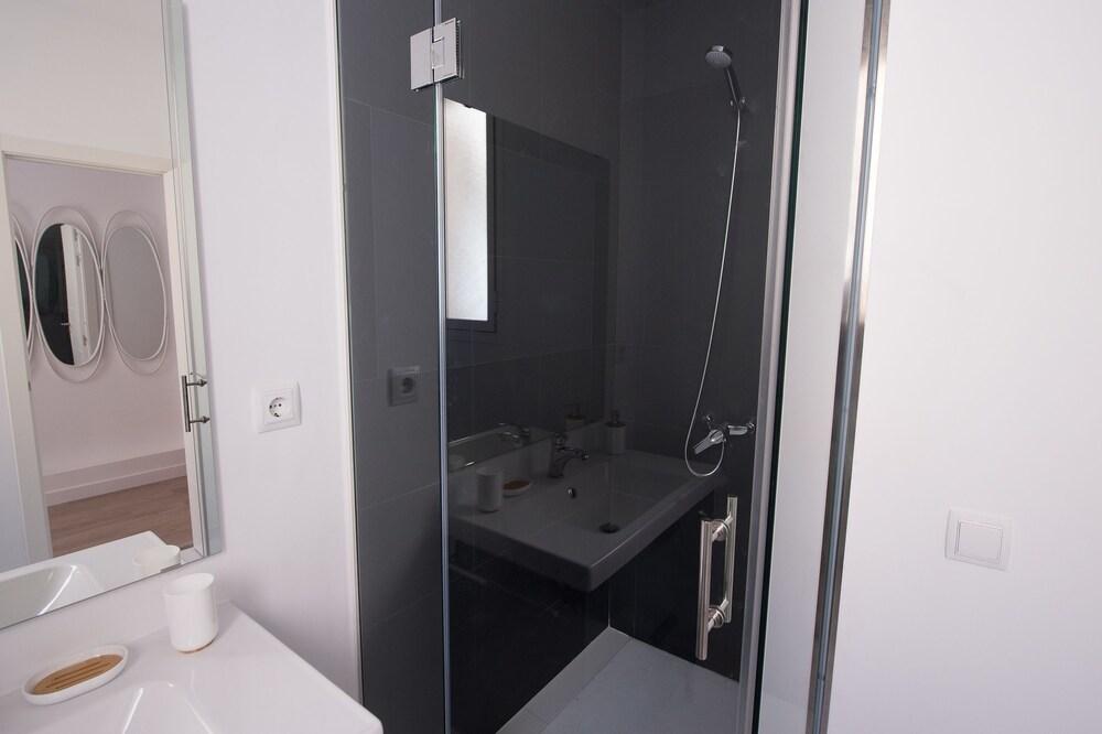 Apto. de diseño Puerta del sol 10 - Bathroom Shower