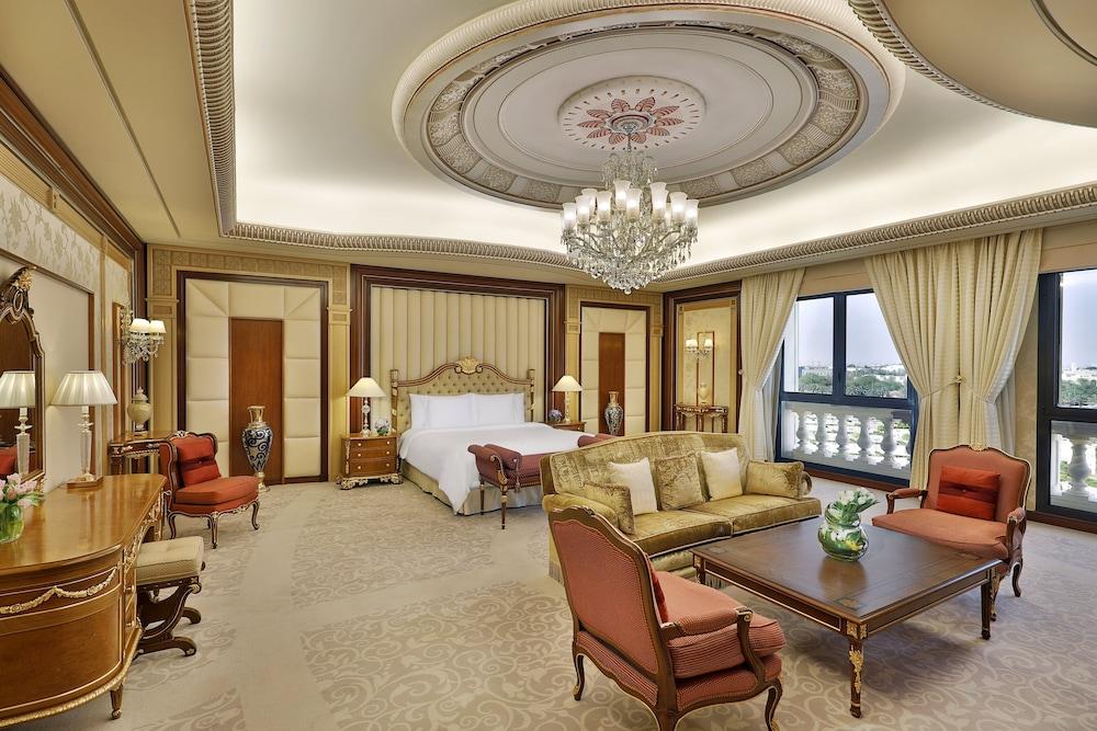 فندق ريتز كارلتون، الرياض - Interior