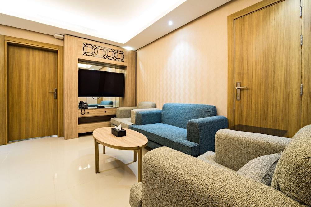 Mirnian Hotel - Room