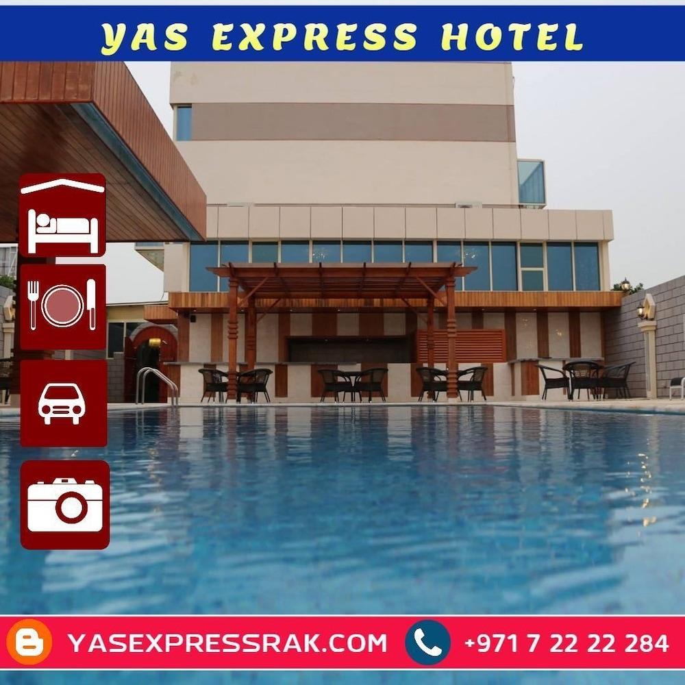 Yas Express Hotel - Indoor Pool