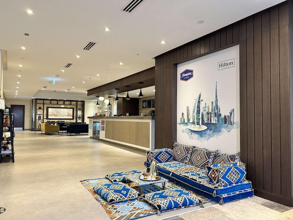 Hampton by Hilton Dubai Al Barsha - Lobby
