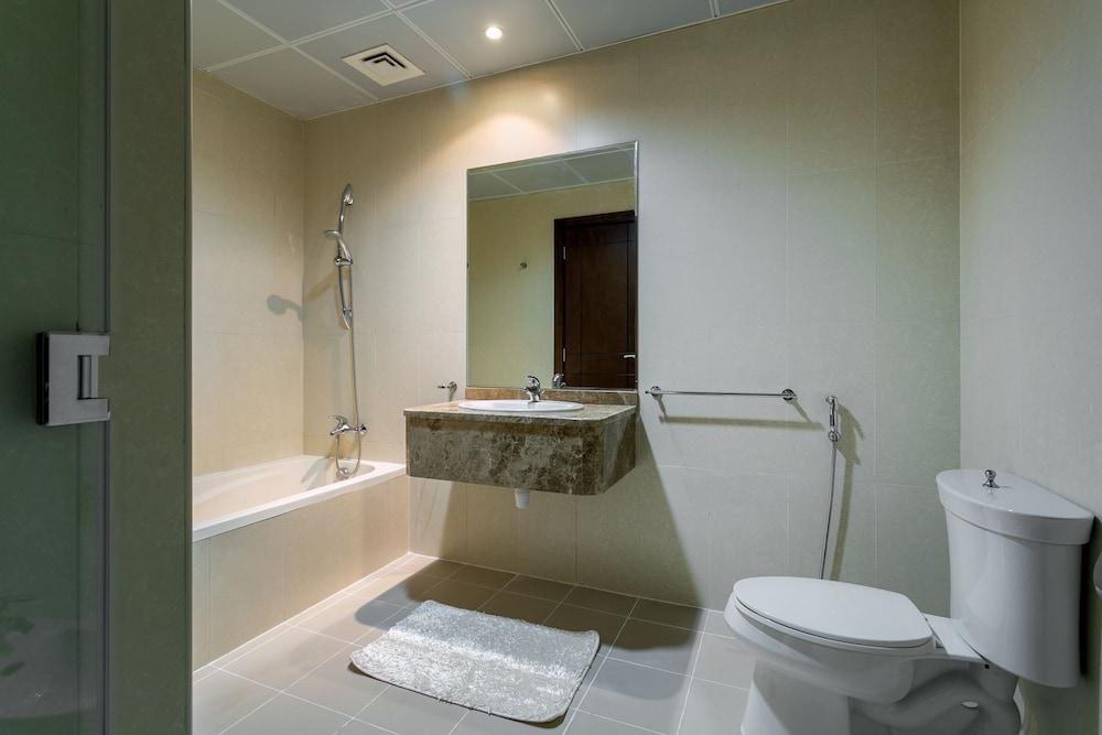 One Perfect Stay - 1BR at Al Murad Tower - Bathroom