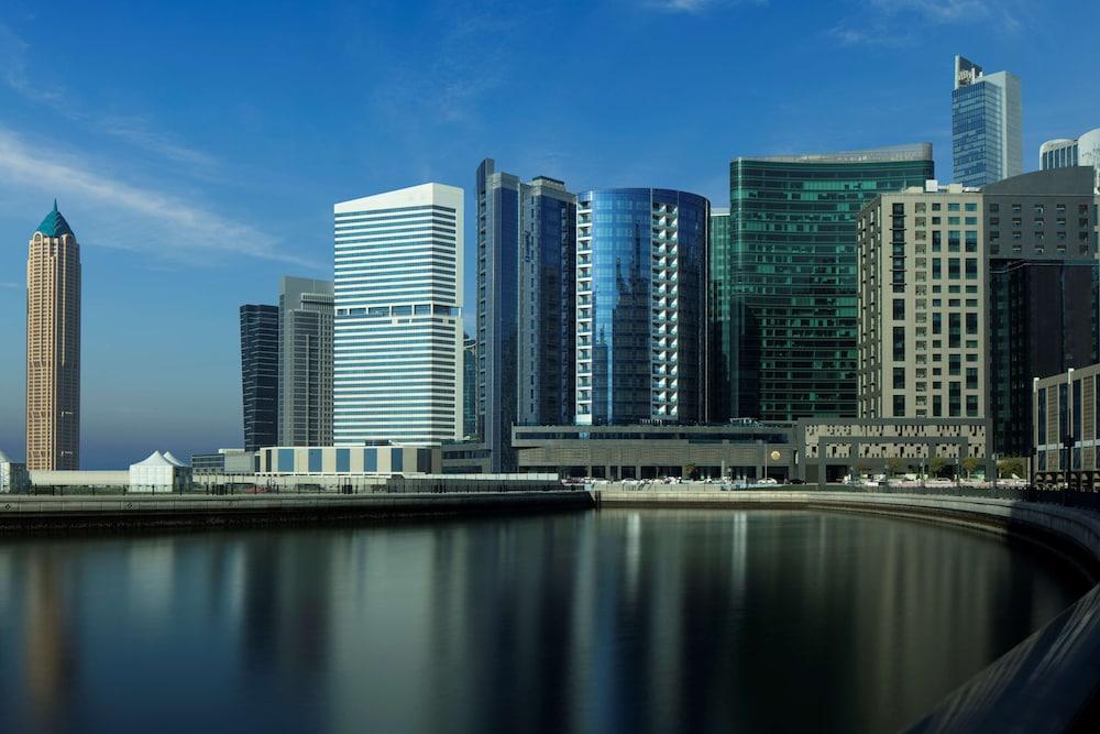Radisson Blu Hotel Dubai Waterfront - Featured Image