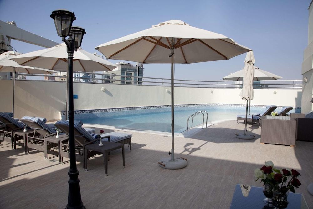 Grand Excelsior Hotel Al Barsha - Exterior