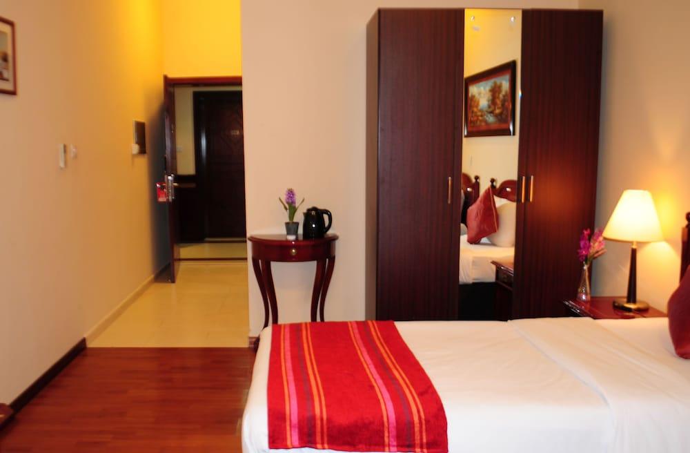 Fortune Hotel Deira - Room