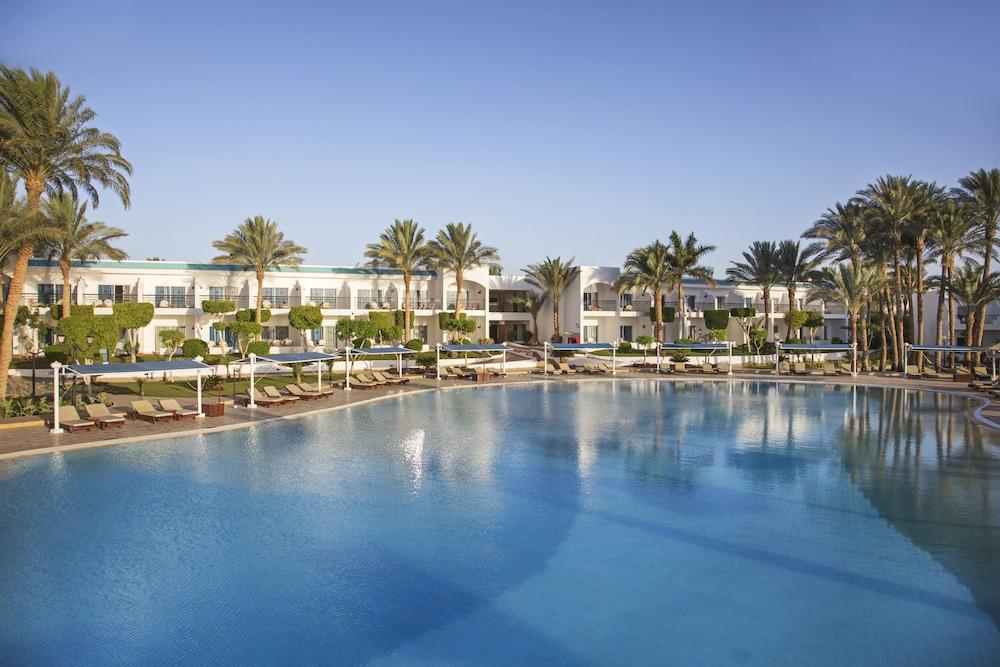 Sultan Gardens Resort - Infinity Pool