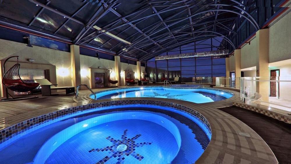 Casablanca Grand Hotel - Rooftop Pool