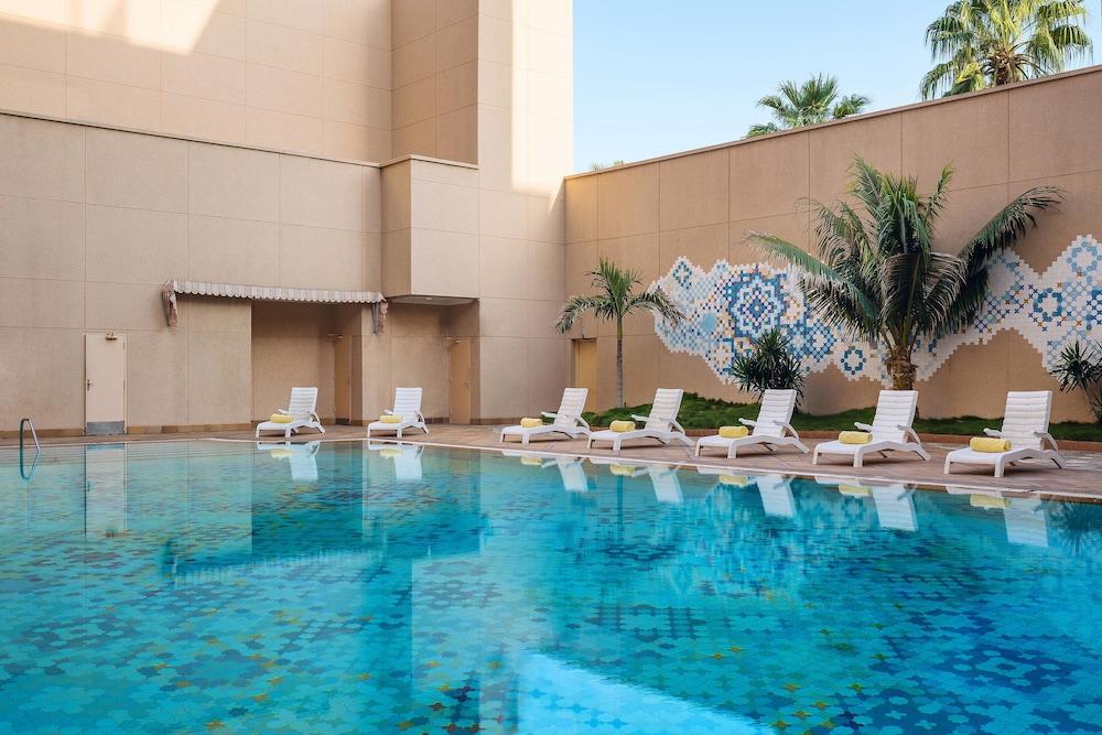 Le Meridien Jeddah - Pool