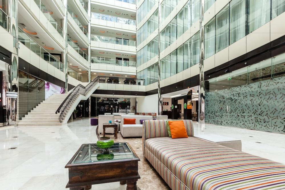 Holiday Inn Dubai - Al Barsha, an IHG Hotel - Lobby