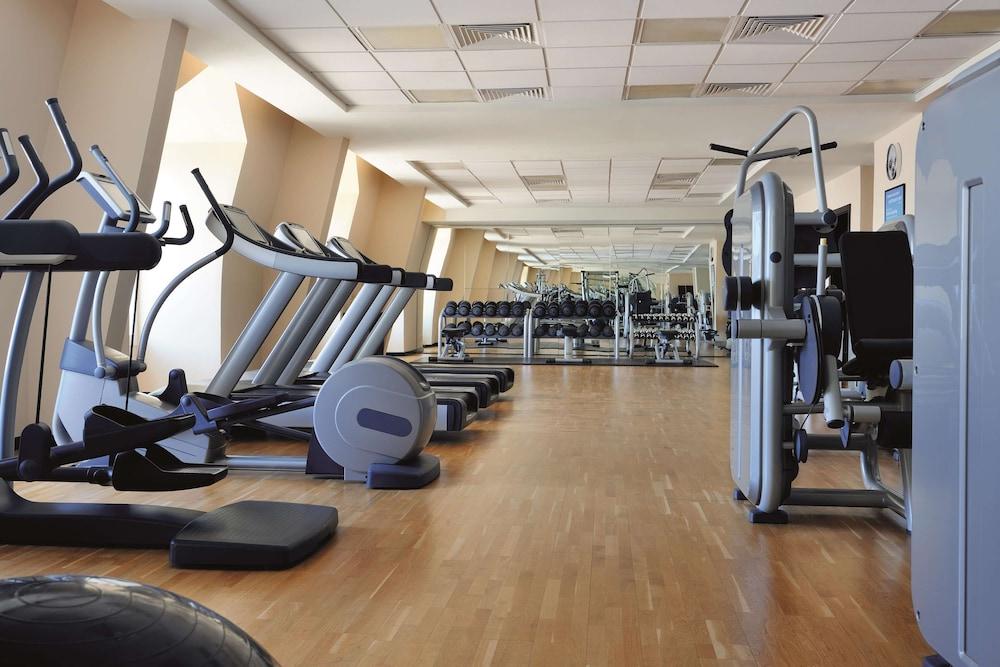 فندق أفاني ديرة دبي هوتل - Fitness Facility
