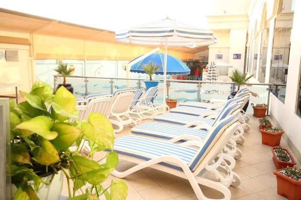 Lavender Hotel Sharjah - Pool