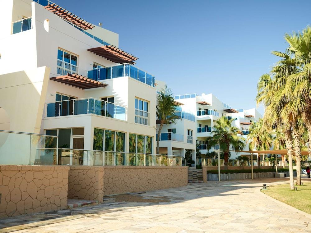 Radisson Blu Resort, Fujairah - Exterior