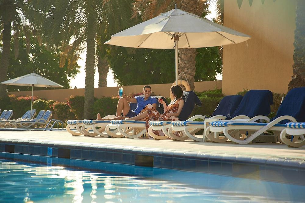 Al Hamra Village Hotel - Outdoor Pool