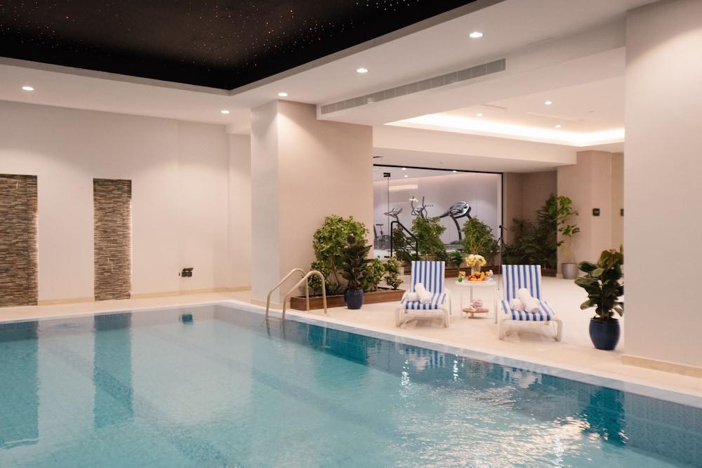 Cantonal Hotel By Warwick - Indoor Pool