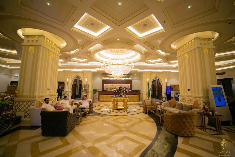 Casablanca Grand Hotel - Lobby Lounge