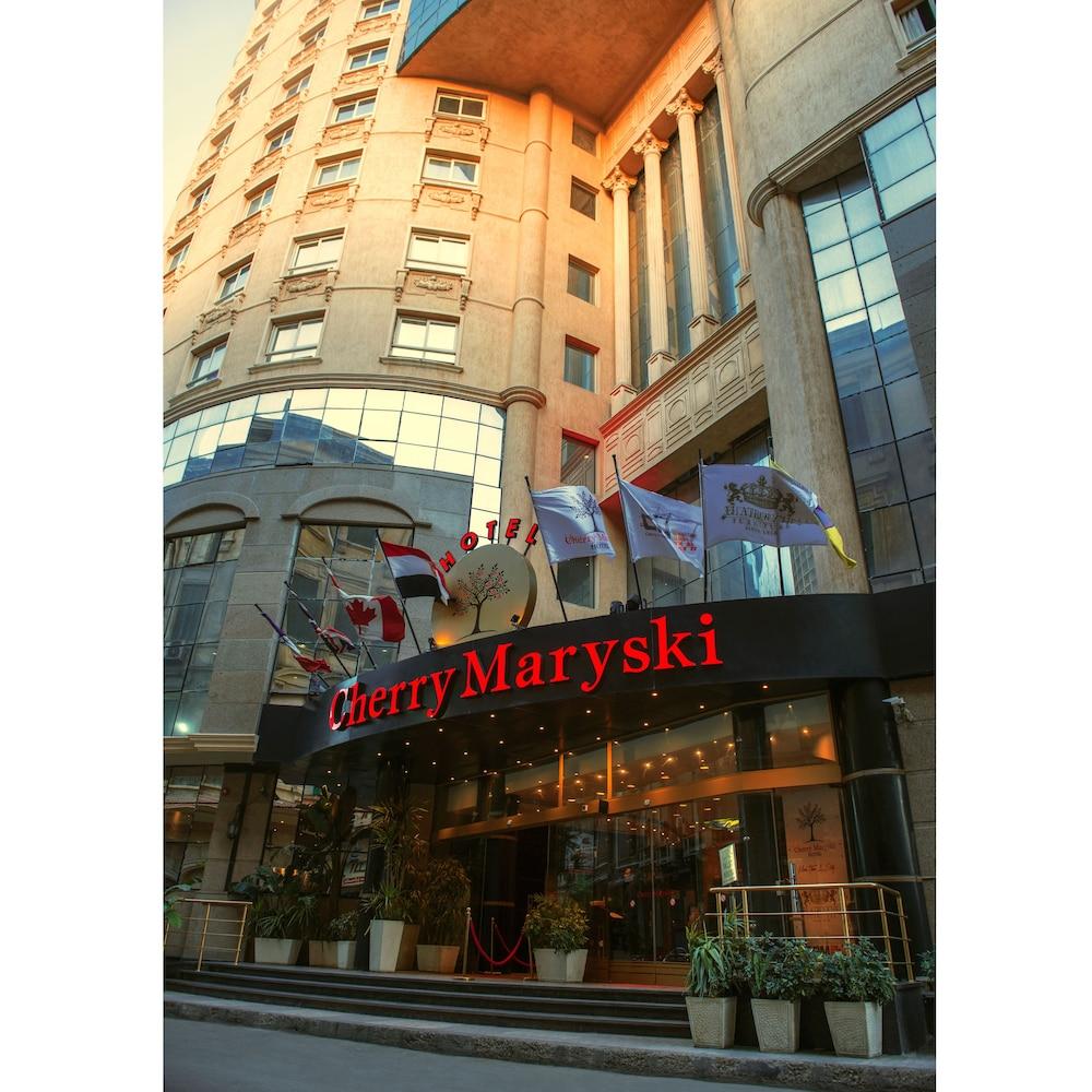 Cherry Maryski Hotel - Exterior