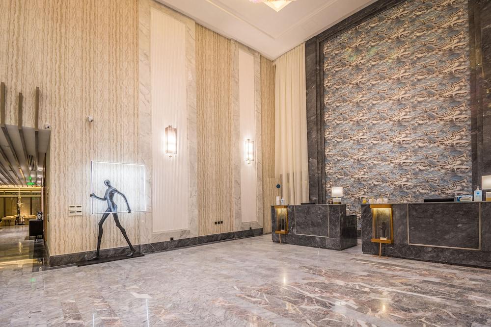 فندق جراند بلازا - مركز الملك عبد الله المالي في الرياض - Reception