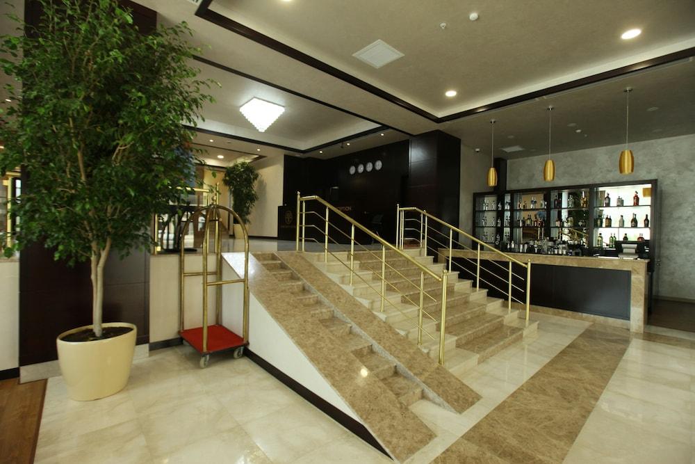 Harmony Hotel Baku - Lobby